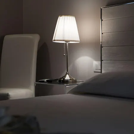 Arco' Cattedrale 3* تراني